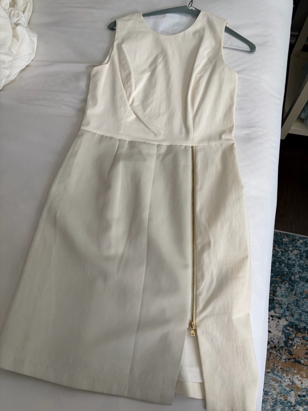 Cynthia Steffe Cream Sleeveless Sheath Dress with Side Zip